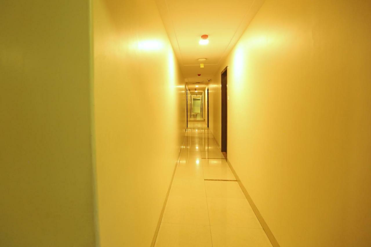 Gulf Hotel Mumbai Ngoại thất bức ảnh
