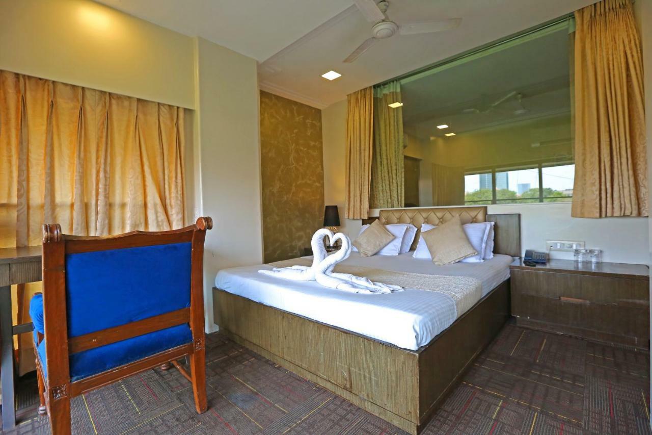 Gulf Hotel Mumbai Ngoại thất bức ảnh