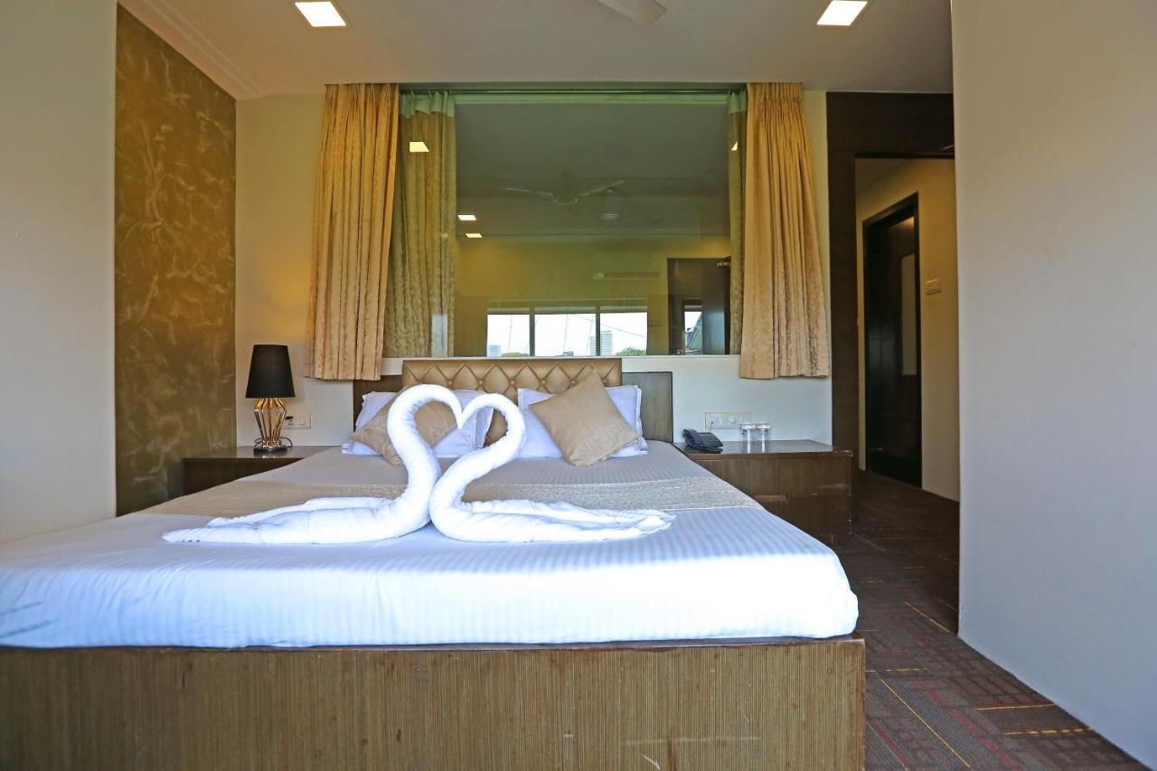 Gulf Hotel Mumbai Ngoại thất bức ảnh