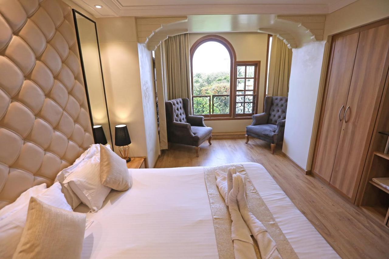 Gulf Hotel Mumbai Ngoại thất bức ảnh