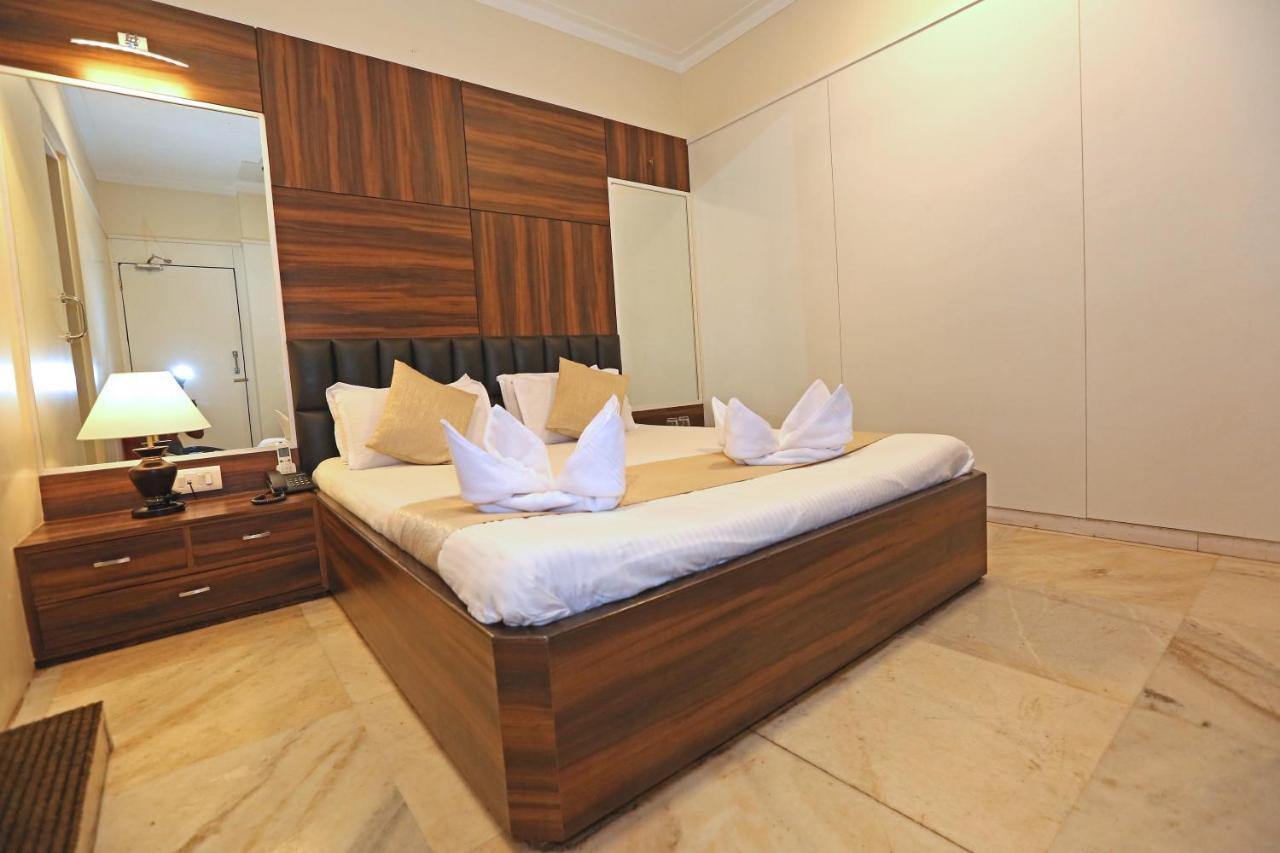Gulf Hotel Mumbai Ngoại thất bức ảnh